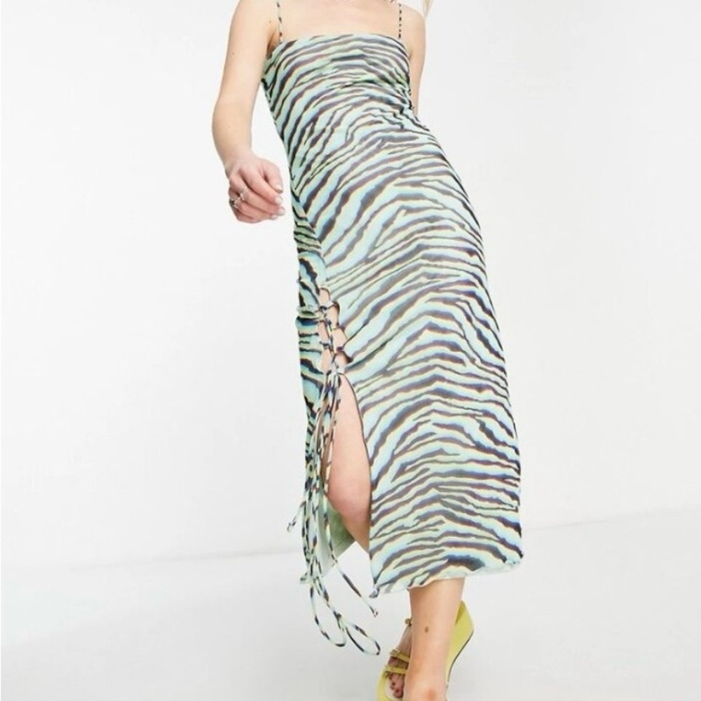 Bershka Strapless Zebra Print Dress in Blue and Black‎